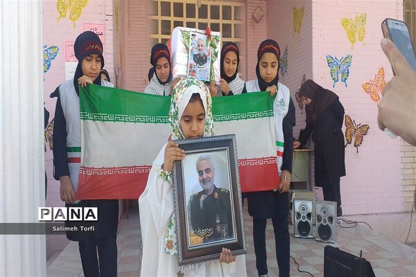 برگزاری مراسم گرامیداشت شهادت سردارحاج قاسم سلیمانی دردبستان فضیلت حمیدیه