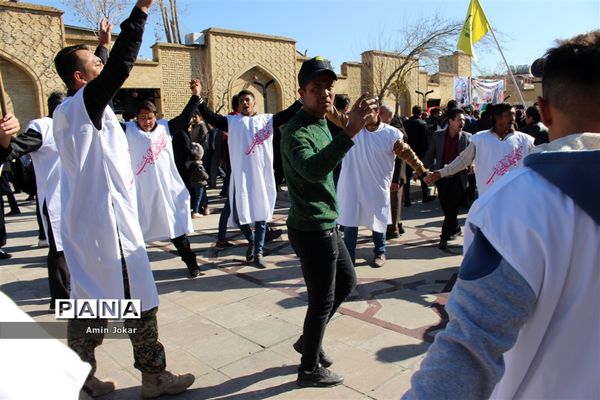 راهپیمایی مردم شیراز در مراسم بزرگداشت سردار شهید حاج قاسم سلیمانی