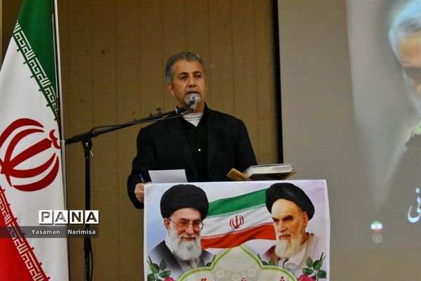 جلسه توجیهی همایش سرداران شهید سپاه اسلام به مدیریت اداره آموزش وپرورش شهرستان امیدیه