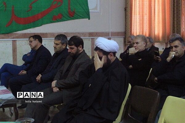 گرامیدشت فرهنگیان ناحیه 3 تبریز به مناسبت شهادت سپهبد قاسم سلیمانی