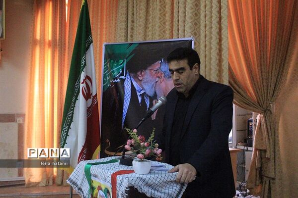 گرامیدشت فرهنگیان ناحیه 3 تبریز به مناسبت شهادت سپهبد قاسم سلیمانی