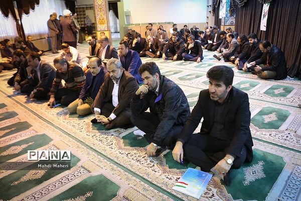مراسم بزرگداشت شهادت سردار قاسم سلیمانی در معاونت پرورشی آموزش و پرورش