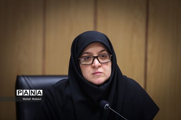 نشست وزیر آموزش و پرورش با هیات امنای مرکز استعدادهای درخشان و دانش پژوهان جوان