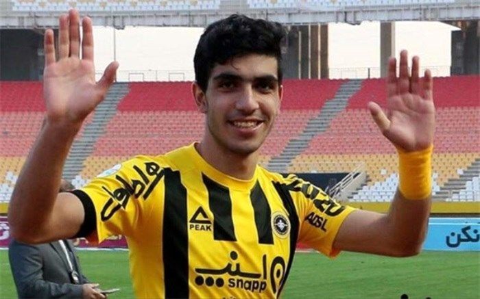 مدافع سپاهان به نساجی قائمشهر پیوست