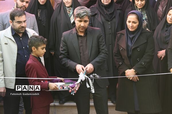 نخستین نمایشگاه فرهنگی، هنری مبارزه با قاچاق کالا در اسلامشهر