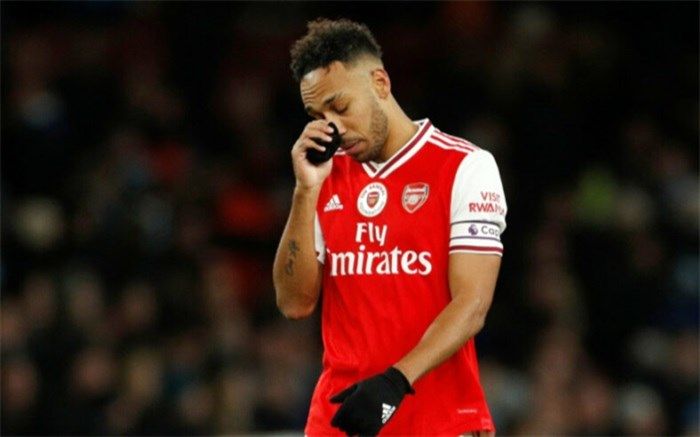 اتحادیه فوتبال انگلیس ستاره آرسنال را نقره داغ کرد