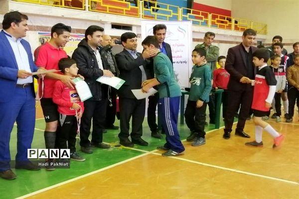 مسابقات فوتسال مدارس ابتدایی شهرستان دشتستان