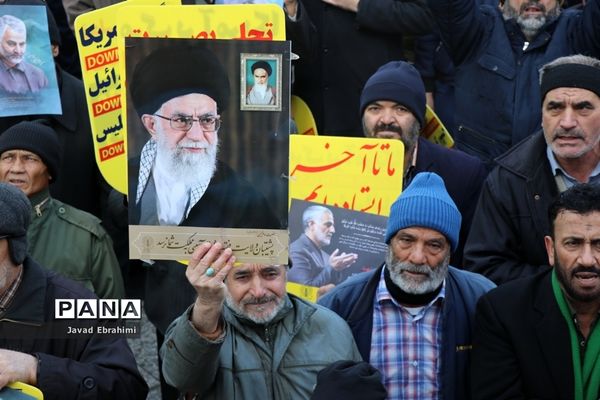 راهپیمایی مردم مشهد در حمایت از جبهه مقاومت و ابراز همدردی با بازماندگان شهدای سانحه هواپیمایی