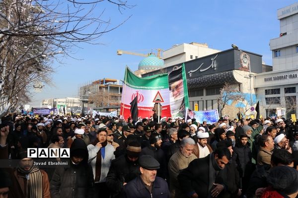 راهپیمایی مردم مشهد در حمایت از جبهه مقاومت و ابراز همدردی با بازماندگان شهدای سانحه هواپیمایی