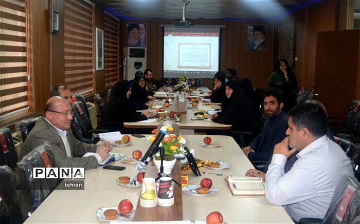 کارگاه آموزشی فن بیان درمنطقه 2