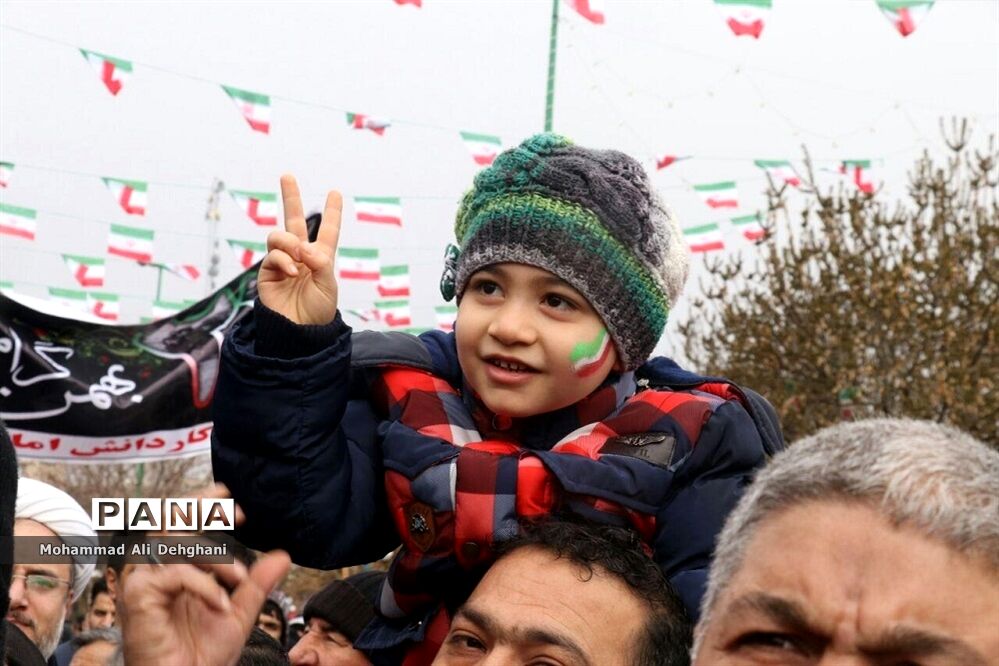 شعارمحوری و عناوین ایام‌الله دهه فجر چهل و یکمین سالگرد پیروزی انقلاب اسلامی اعلام شد
