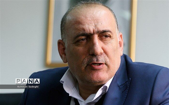 رمضانی: سیل مهربانی همکلاسی‌های ۲ یکم بهمن با محوریت سازمان دانش‌آموزی برگزار می‌شود