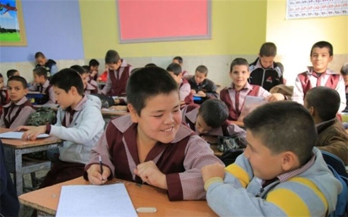 ساماندهی وضعیت مهاجران خارجی یزد با سیاست‌گذاری و آموزش محقق می‌شود