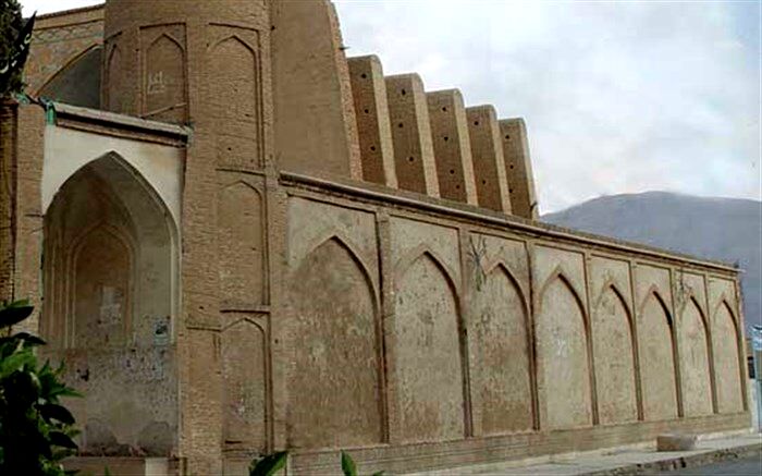 مرمت دیوار مسجد جامع کبیر نی ریز