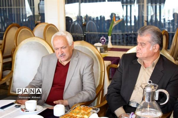 نشست هیأت مدیره مجمع خیرین مازندران