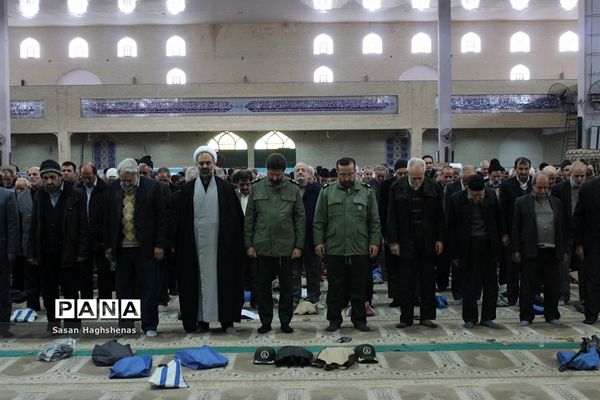 راهپیمایی مردم اسلامشهردرحمایت ازسپاه پاسداران و ادای احترام به جان باختگان سانحه هوایی