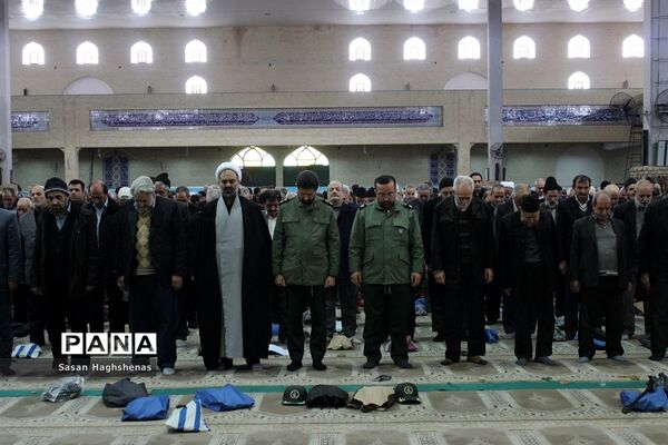 راهپیمایی مردم اسلامشهردرحمایت ازسپاه پاسداران و ادای احترام به جان باختگان سانحه هوایی