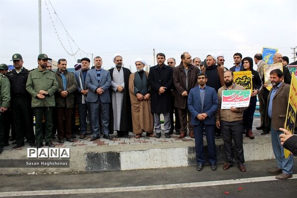 راهپیمایی مردم اسلامشهردرحمایت ازسپاه پاسداران و ادای احترام به جان باختگان سانحه هوایی