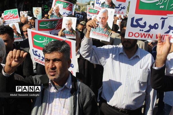 حماسه حضور مردم بوشهر در میثاق با ولایت  حمایت از سپاه و آرمان های انقلاب