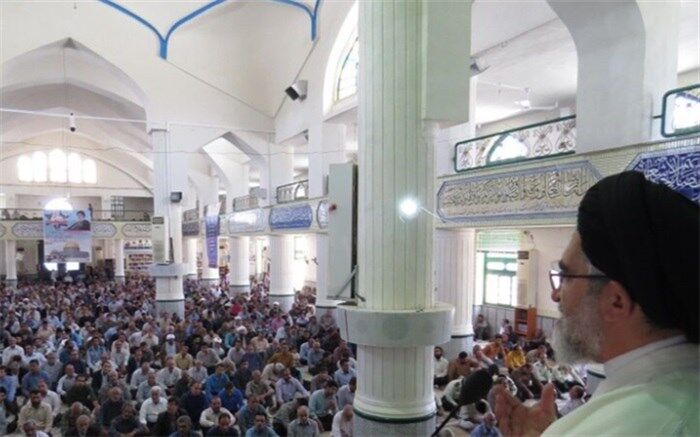 امام جمعه ابرکوه : دسیسه آمریکا با شهادت سردار سلیمانی، خنثی شد