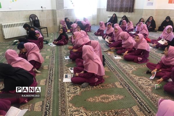 مراسم بزرگداشت شهادت سردارسلیمانی در مدارس ابرکوه