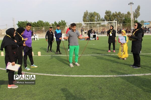 دومین المپیاد ورزش روستایی شهرستان بوشهر در رشته های طناب زنی و دارت برادران