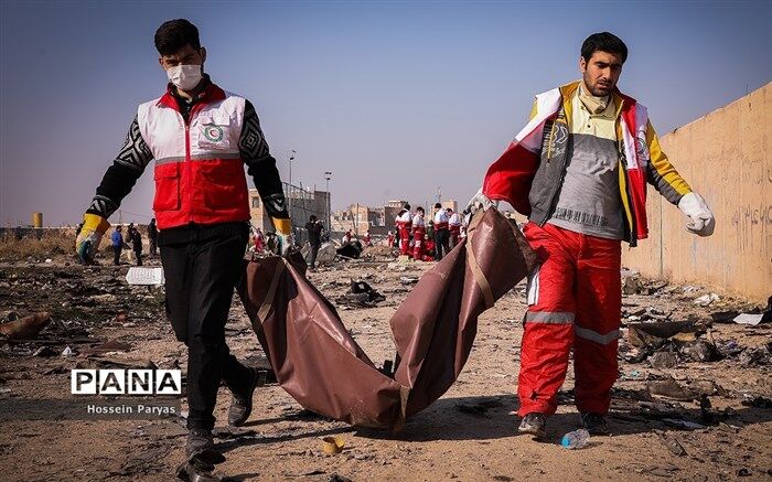 تاکنون ۱۳۰ نفر از بستگان حادثه سقوط هواپیما مراجعه کرده اند