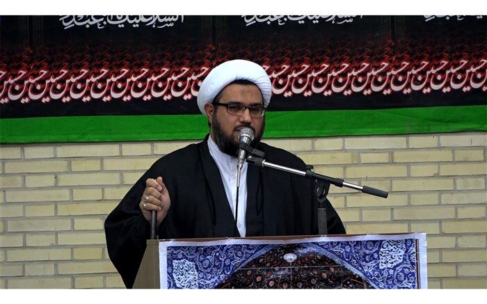 امام جمعه رستاق: هرچند حاج قاسم در بین ما نیست ولی راه او ادامه دارد.