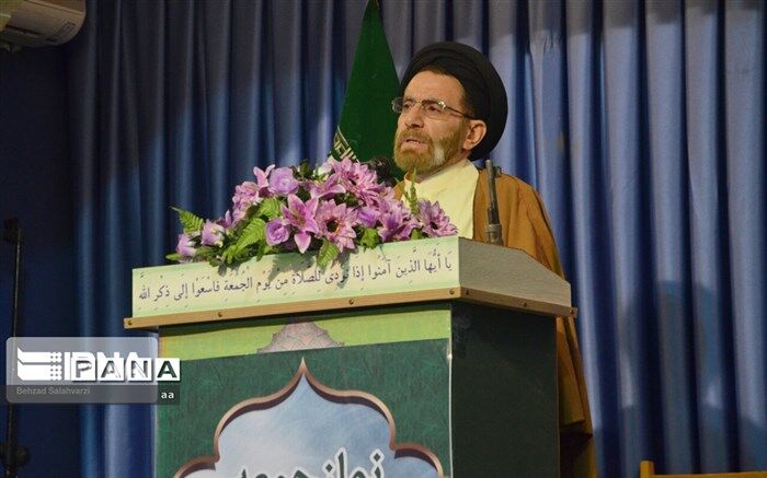 نماینده ولی فقیه در لرستان: خانواده‌های آمریکایی فرزندان خود را از خاورمیانه فرابخوانند