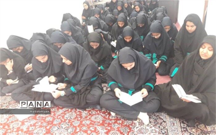 مراسم بزرگداشت شهادت سردارسلیمانی در دبیرستان سیدالشهدا برگزارشد