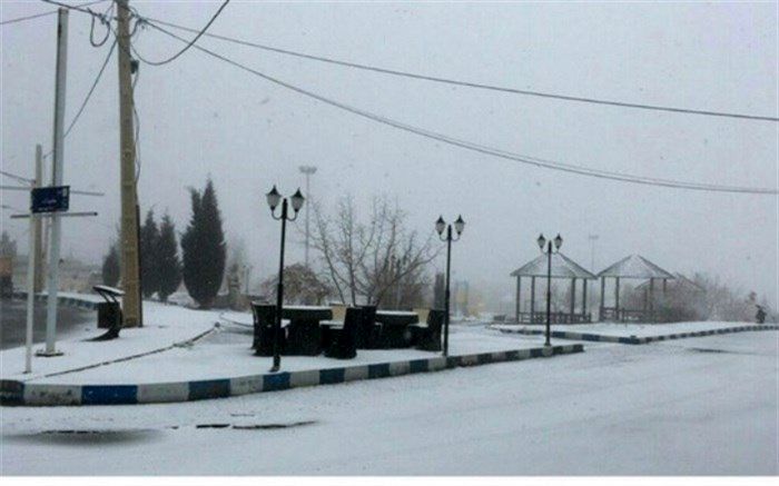بارش برف در برخی از نقاط شهرستان اردکان