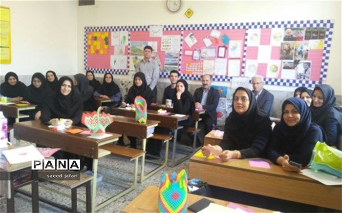 برگزاری دوره های ضمن خدمت در آموزشگاه های ناحیه یک یزد