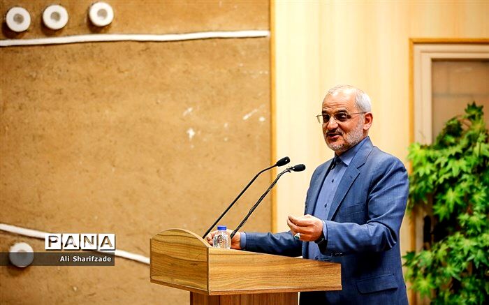 حاجی‌میرزایی: آموزش و پرورش عرصه بسیار خطیری برای نمایش قابلیت‌ها است