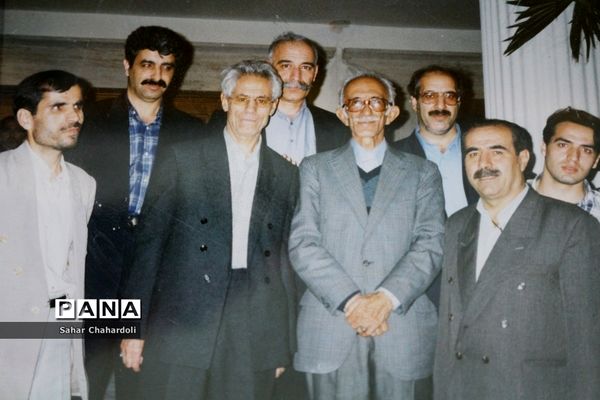 بازدید رئیس سازمان دانش آموزی استان از آتلیه خوشنویسی استاد مرتضی شعبانی