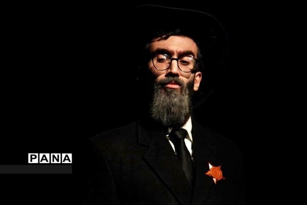 اجرای نمایش «خرس»