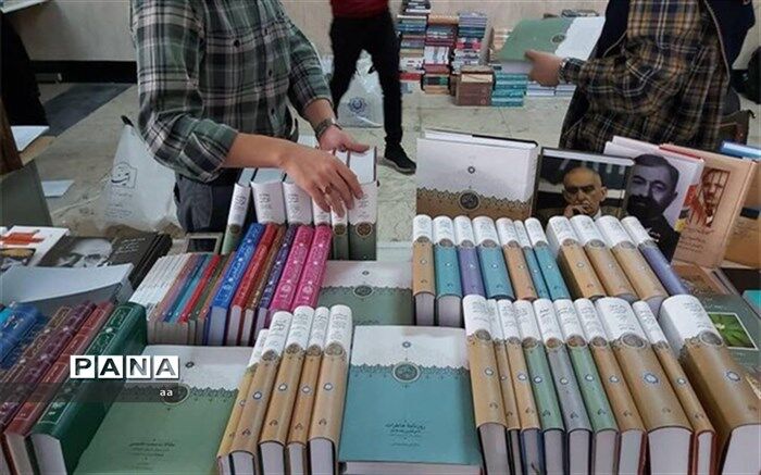 ۱۷ اثر از تازه‌های تألیف نویسندگان لرستان نقد و بررسی شد