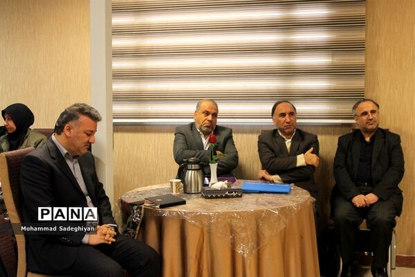 برنامه آزمایشی طرح تهمتن در مدارس منطقه 19
