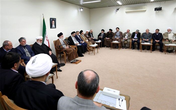 ایستادگی ملت ایران آمریکا را عصبانی کرده و برای دنیا جذاب است