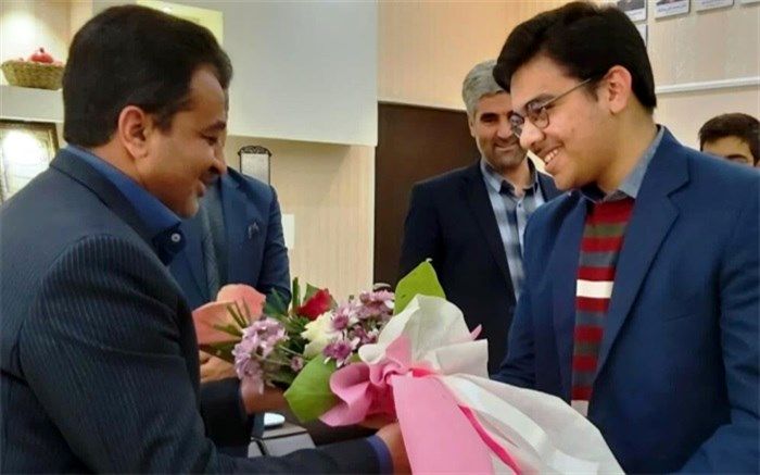 فرماندار مهریز:  شورای آموزش و پرورش بازوی توانمند تعلیم و تربیت است