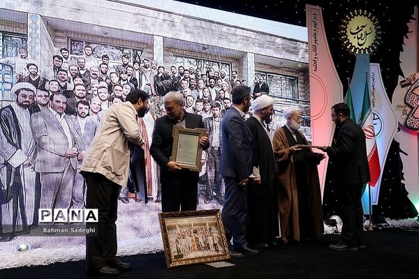 همایش پاسداشت چهلمین سالگرد تأسیس اتحادیه انجمن‌های اسلامی دانش‌آموزان