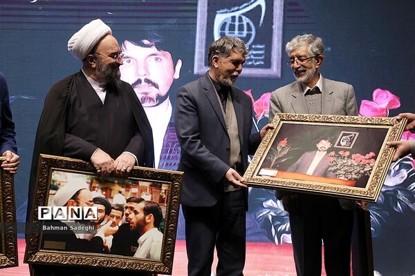 همایش پاسداشت چهلمین سالگرد تأسیس اتحادیه انجمن‌های اسلامی دانش‌آموزان