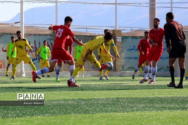 مسابقات  لیگ برتر بزرگسالان استان فارس بین دو تیم ماهان شیراز و پرسپولیس شیراز