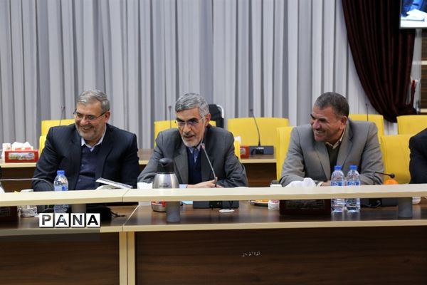 هفتمین جلسه شورای آموزش و پرورش سال ۹۸  استان آذربایجان شرقی در باشگاه فرهنگیان