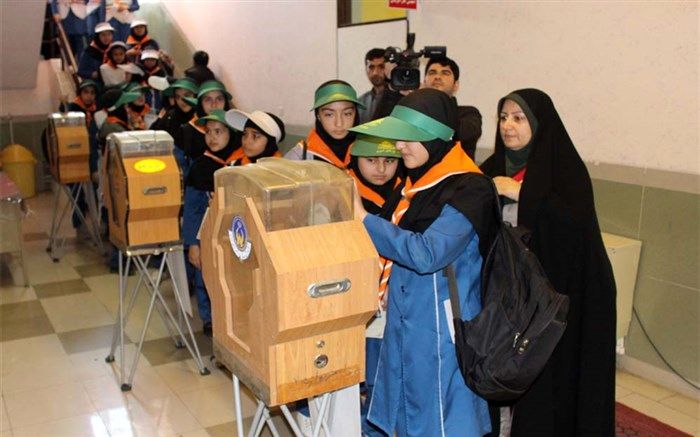 برگزاری جشن احسان و نیکوکاری در ایام دهه مبارک فجرانقلاب اسلامی