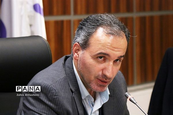 جلسه شورای مشورتی جوانان شهرستان تهران در کانون مفتح