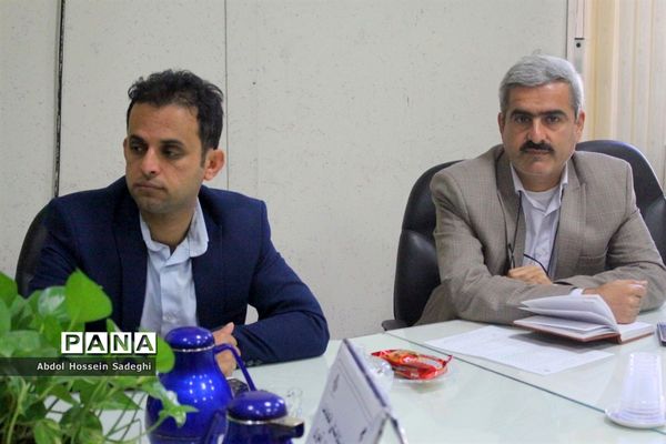 جلسه ستاد استانی انتخابات دهمین دوره مجلس دانش آموزی استان بوشهر