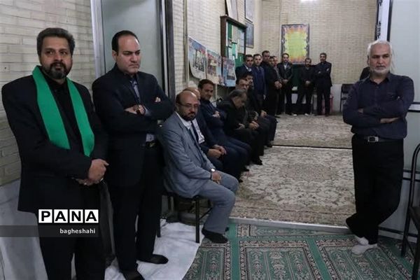 وداع با شهید گمنام دراداره‌کل آموزش و پرورش استان یزد