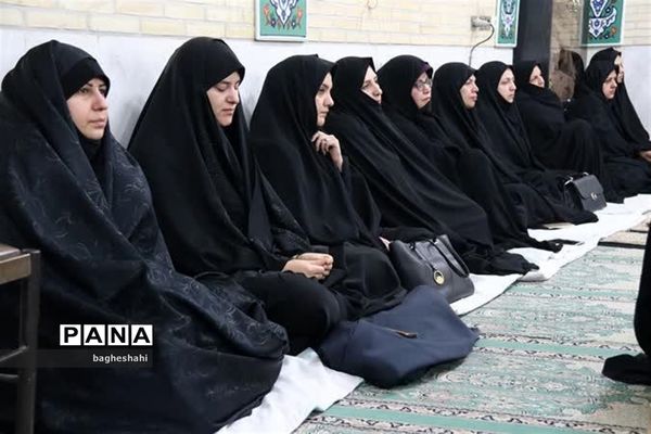 وداع با شهید گمنام دراداره‌کل آموزش و پرورش استان یزد