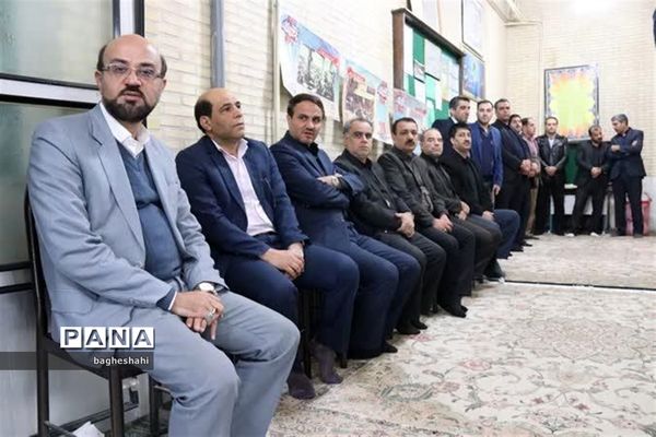 وداع با شهید گمنام دراداره‌کل آموزش و پرورش استان یزد