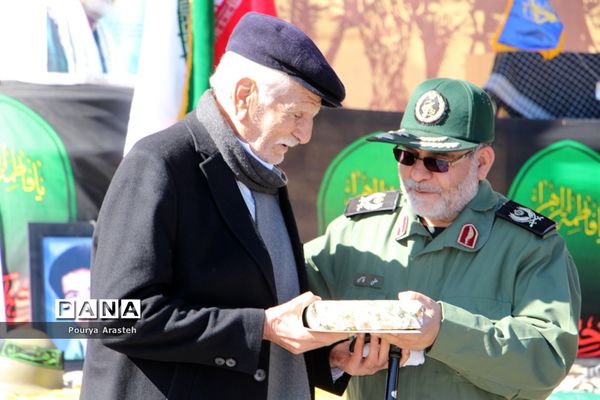 یادواره شهدای دانش آموز هنرستان خیامی بیرجند